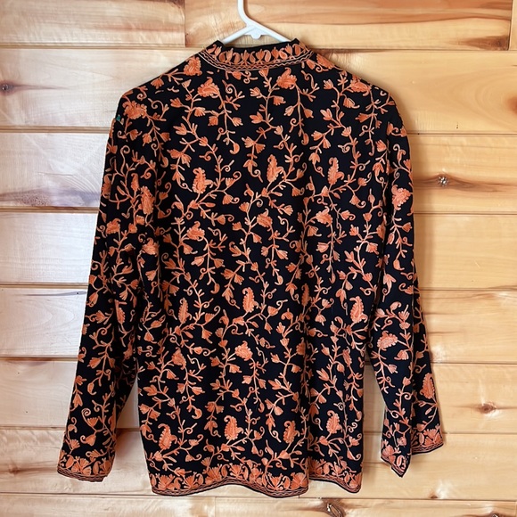 Embroidered Coat - Picture 4 of 4